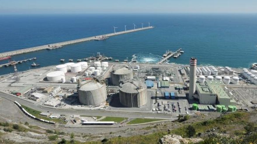 El Gobierno vasco aclara que su salida de Bahía Bizkaia no supondrá su cierre porque habrá demanda de gas "durante décadas"