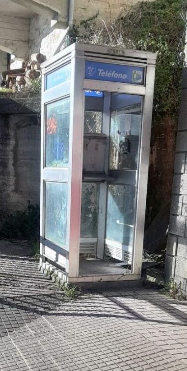Cabina de teléfono en Bergara, Gipuzkoa