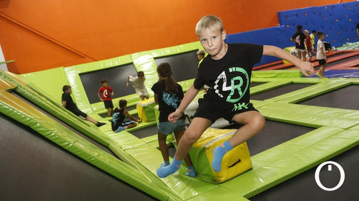 Parkour en Jumping Warrior con Álex Segura