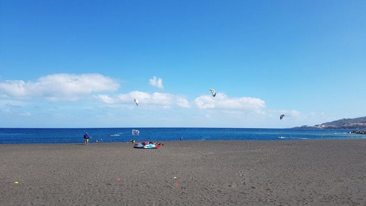 La temperatura vuelve a subir este miércoles en Canarias con el viento fuerte a rachas
