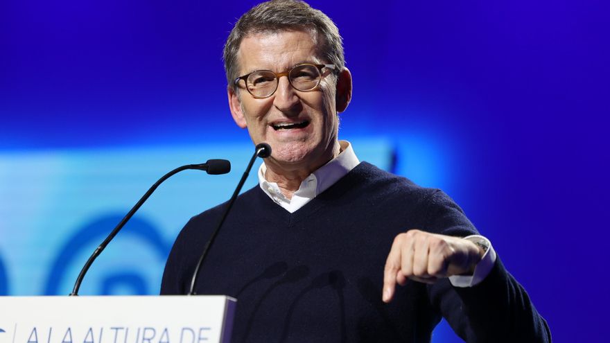 Feijóo asegura que Vox "no tiene competencias para hablar" sobre el aborto en Castilla y León