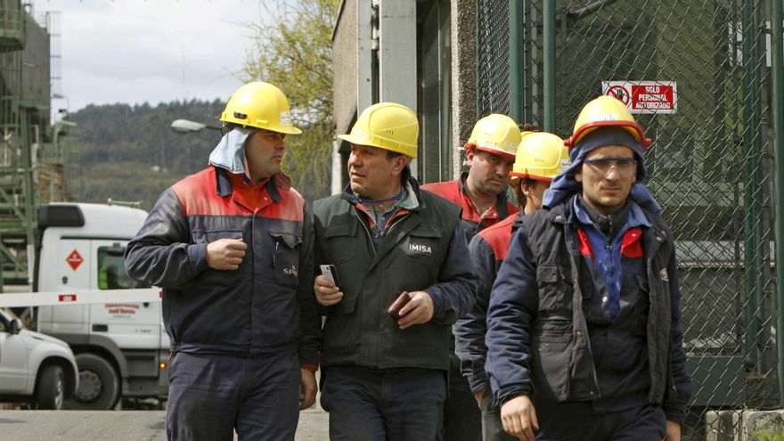 Respol inicia en A Coruña un ERTE para 212 trabajadores durante seis meses. EFE/ Cabalar/Archivo
