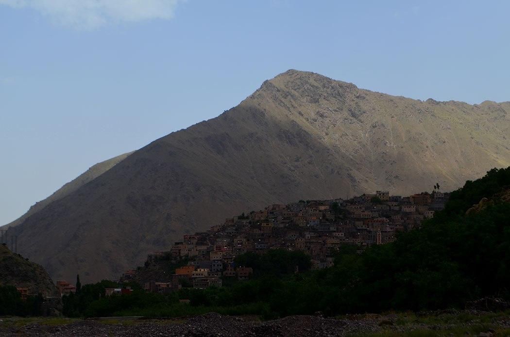 Cercanías del pueblo de Achain.