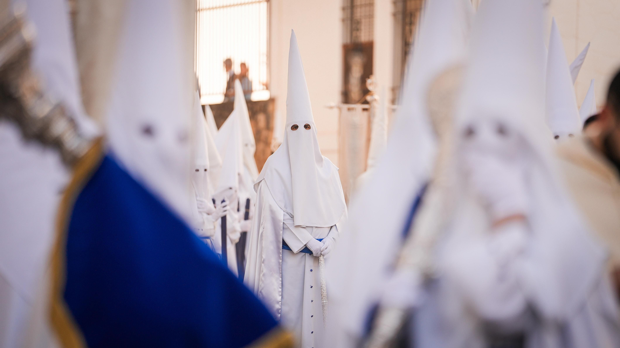 La procesión de El Resucitado, en imágenes