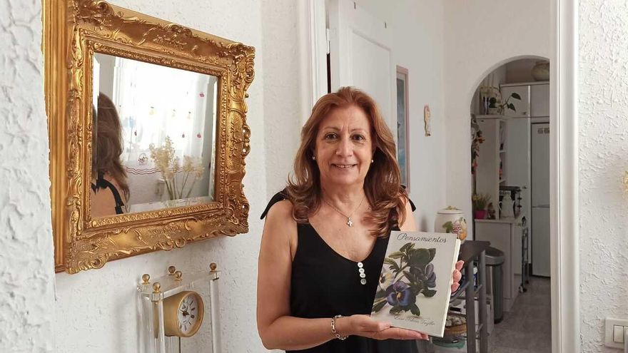 Luisa Sabina Trujillo presenta “Pensamientos” en el Círculo de Amistad XII de Enero