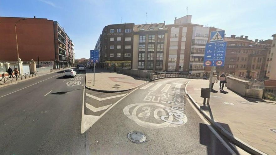La calle Ramón y Cajal de León se corta dos meses de verano en su tramo inicial