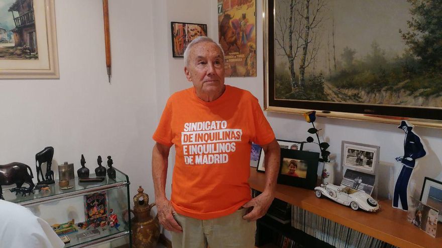 La batalla de dos octogenarios por salvar a sus vecinos del desahucio de Blackstone: "Luchamos por lo colectivo"