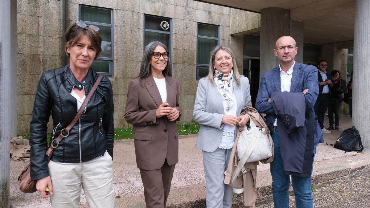 Los cuatro ediles expulsados del PSOE en Santiago concurrirán en las municipales con una candidatura propia