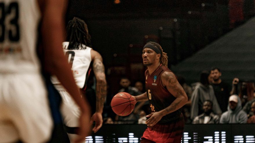 El 'Granca' impone su dominio en París