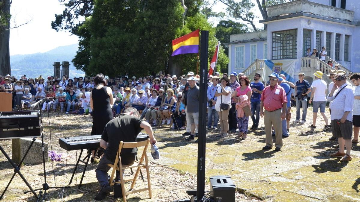 Acto de la Iniciativa Galega da Memoria en la isla de San Simón