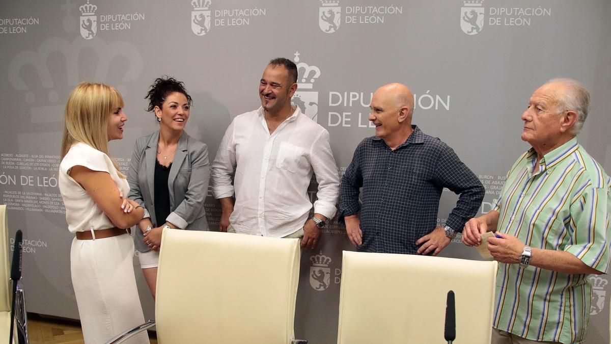 Bajo Tierra. Artes de lo mínimo ofrece 83 espectáculos de ocho compañías en cinco bodegas y un castillo de León