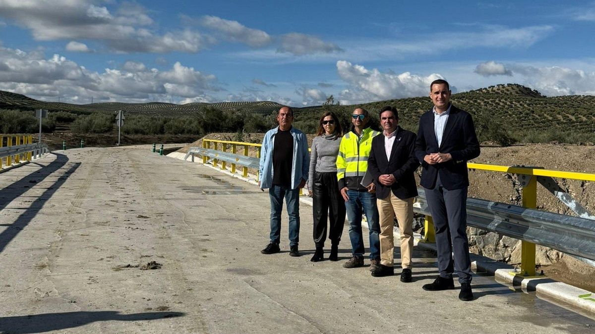 Unas obras amplían y mejoran el vado inundable que une Cañete de las Torres con la provincia de Jaén