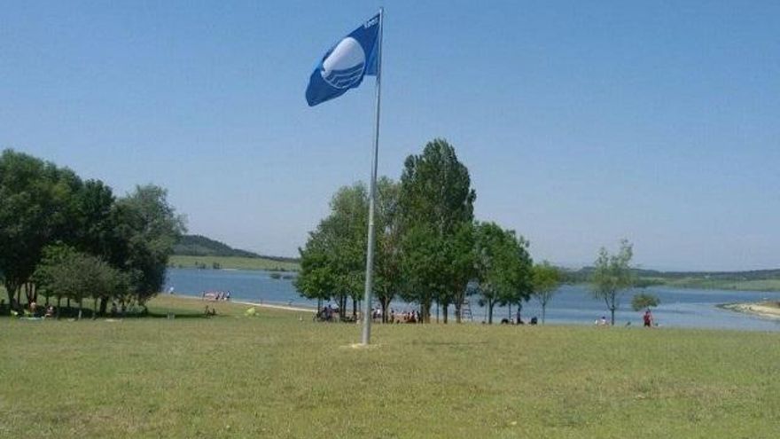 Las playas alavesas de Garaio y Landa renuevan por sexto año consecutivo su Bandera Azul