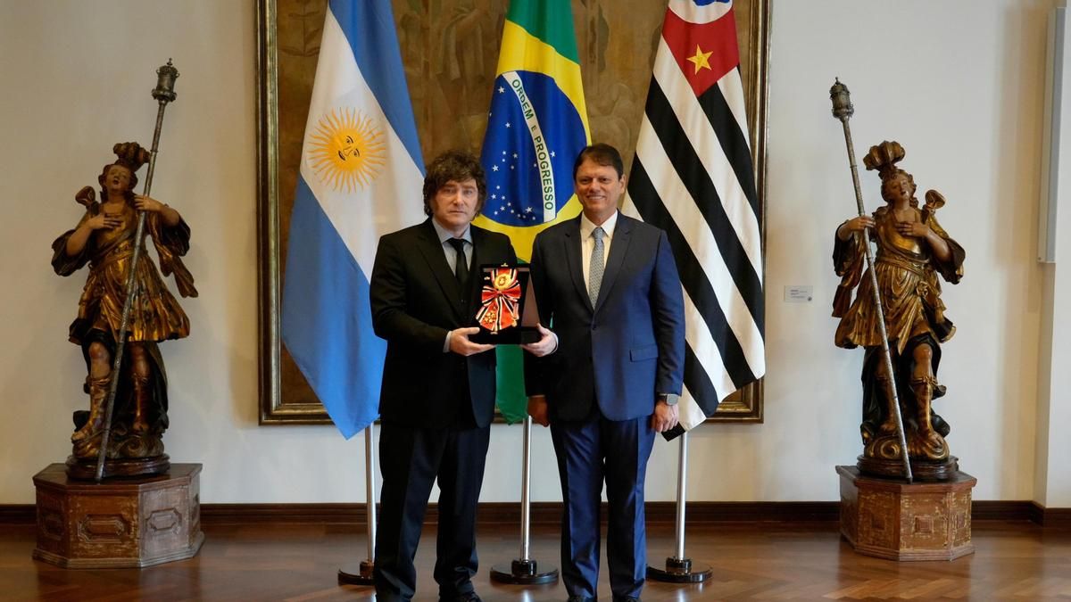El Gobierno apuntó a Brasil por retirar a su embajador "por cuestiones ideológicas": "Se aíslan del resto de la región"