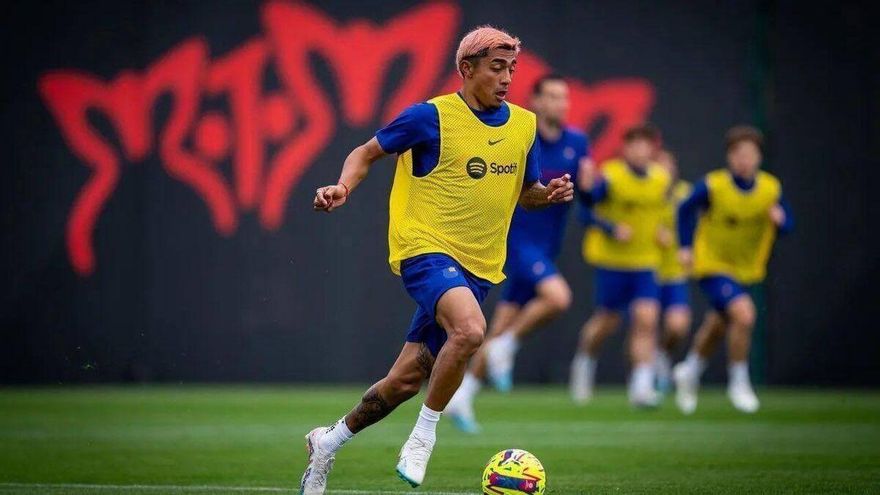 Julián Araujo llega a la UD Las Palmas cedido por el FC Barcelona