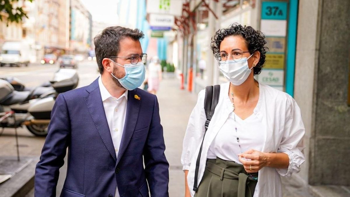 El presidente de la Generalitat, Pere Aragonès, y la secretaria general de ERC, Marta Rovira, en Ginebra.
