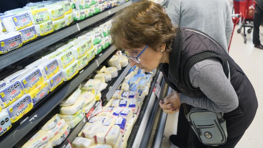 Las jubilaciones y la AUH aumentarán un 4% en septiembre: la mínima pasa de $225.000 a $234.000