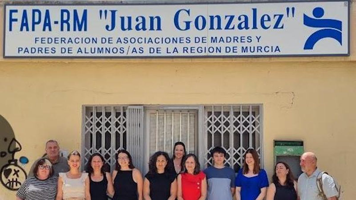 Reunión entre la FAPA-RM y la ministra de Juventud e Infancia, Sira Abed Rego