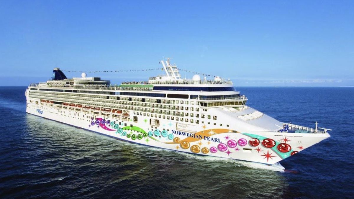 El barco del Cruise to the Edge.