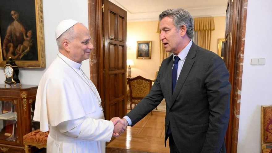 Alberto Núñez Feijóo con el Papa