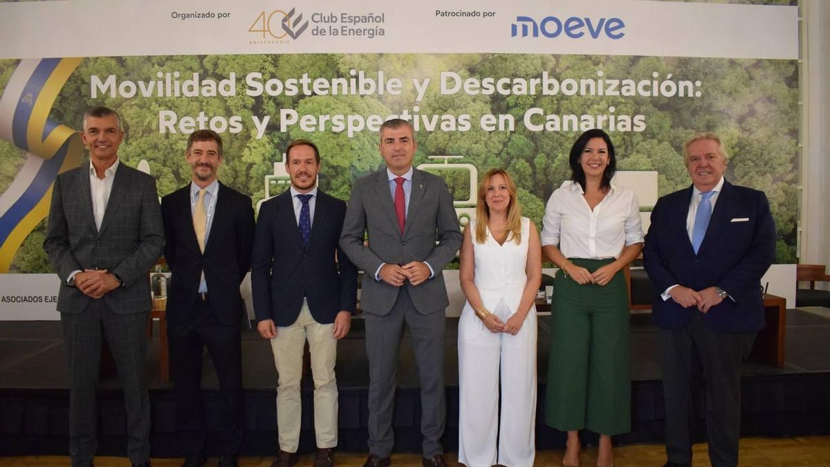 Jornada de debates sobre la movilidad sostenible organizado por el Club Español de la Energía (Enerclub) con el apoyo de Moeve, en el hotel Mencey de Tenerife.