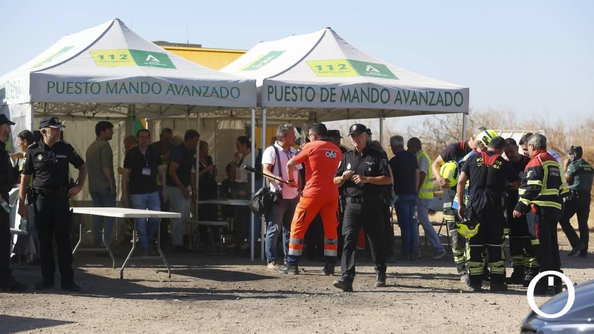 El Puesto de Mando Avanzado contra el incendio de Córdoba, en imágenes