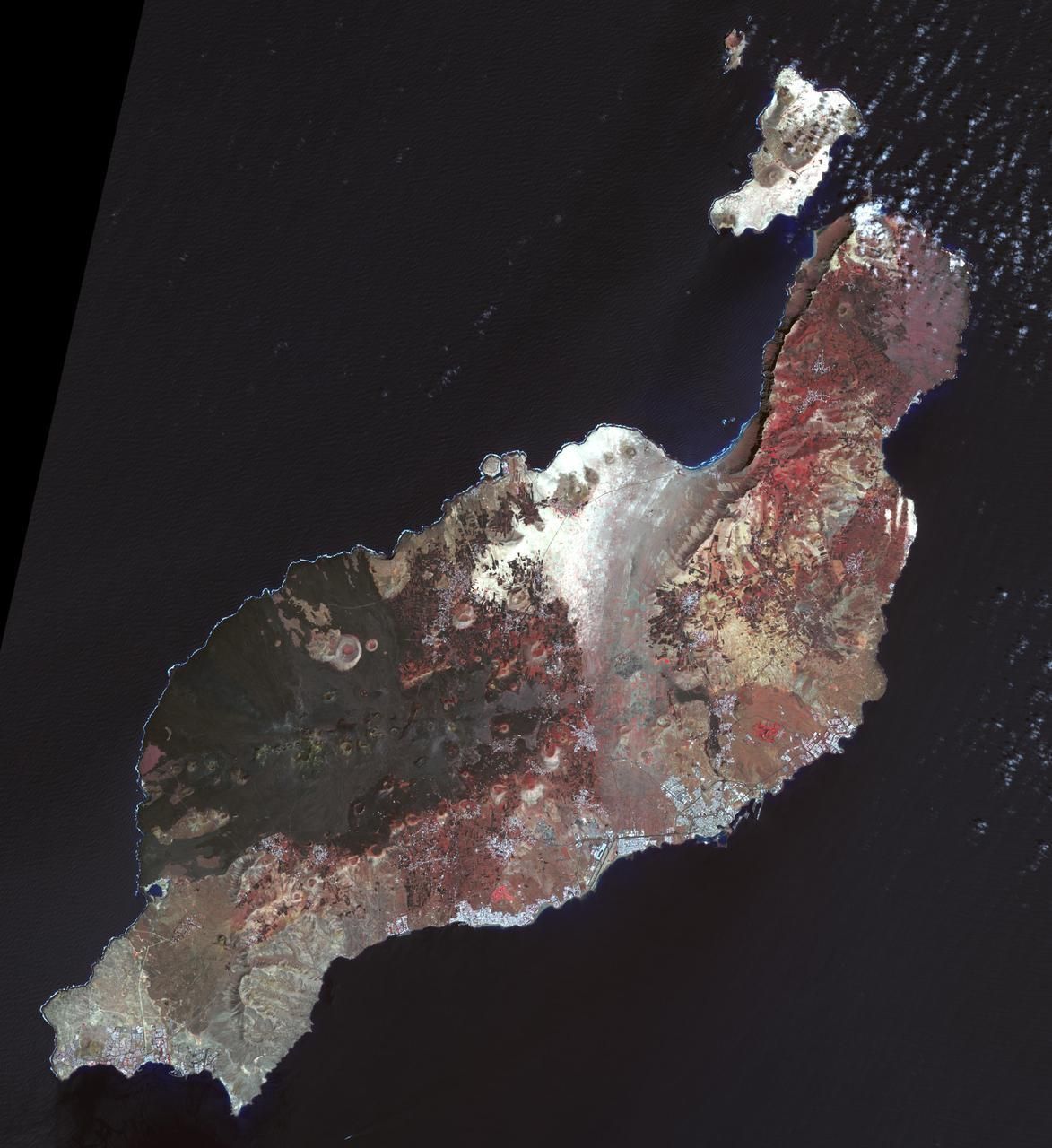 Lanzarote y el Archipiélago Chinijo (La Graciosa, Alegranza, Roque del Este, Roque del Oeste y Montaña Clara). (La Nasa).