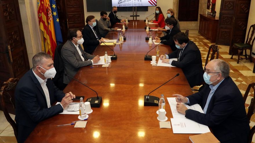 Reunión de la comisión de seguimiento del 'Plan Resisitir'.