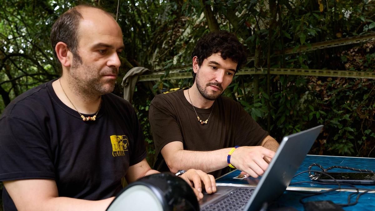 Miembros del equipo de investigación de la cueva de La Garma.