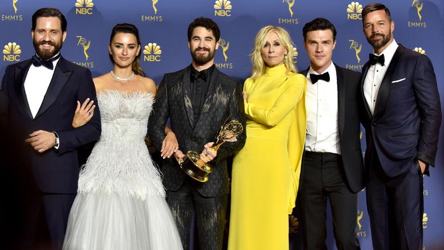 Parte del equipo de American Crime: Versace, la miniserie de la noche en los Emmy