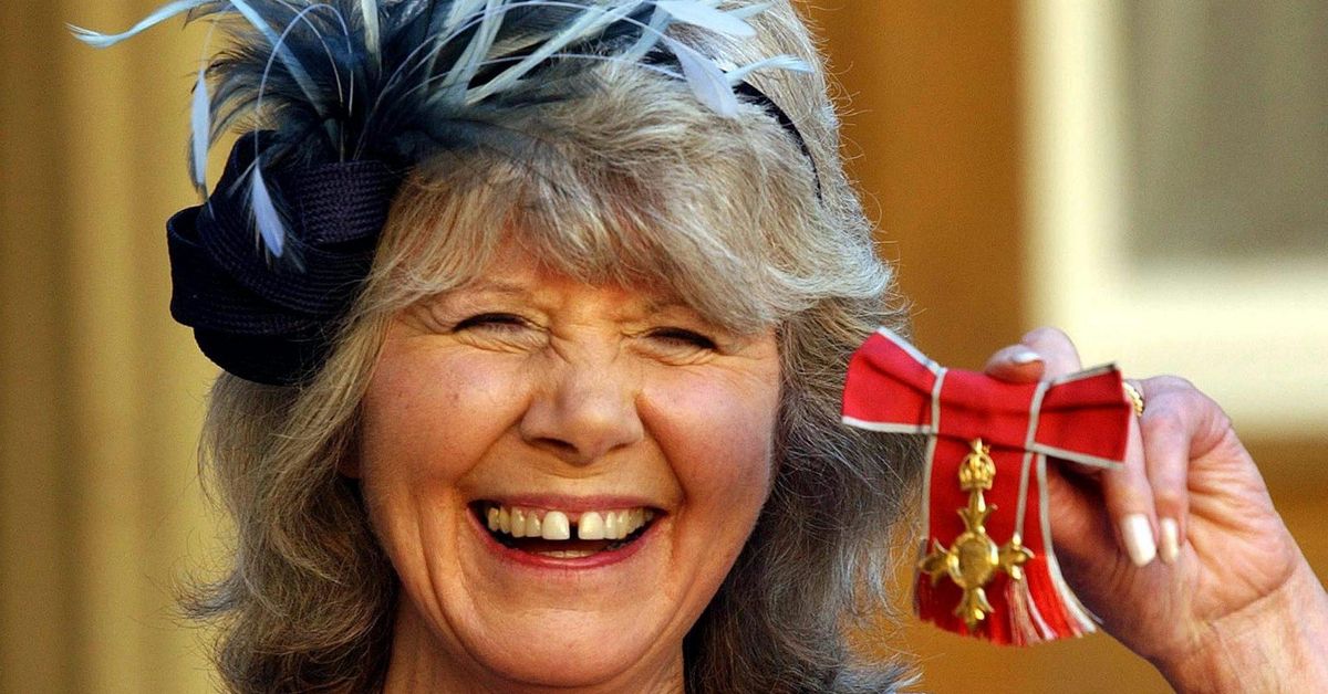 Muere con 88 años la escritora británica Jilly Cooper, autora de 'Rivales' y 'reina' de los romances de clase alta