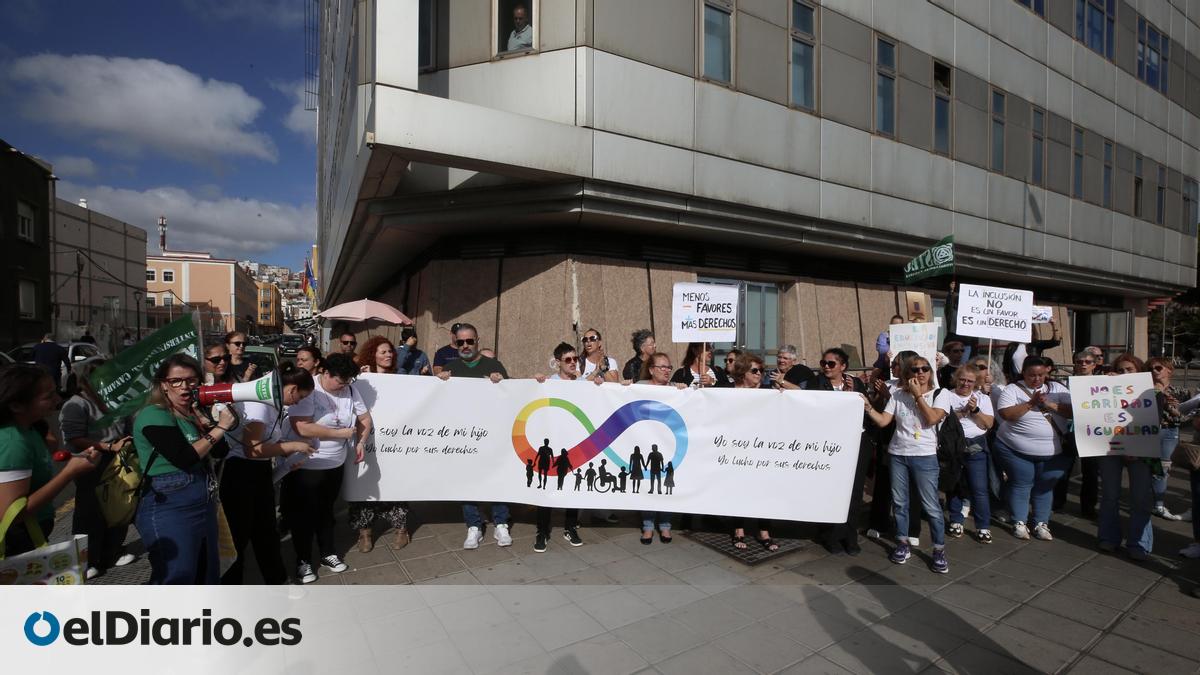 Families of Students with Special Needs in the Canary Islands Demand Genuine Inclusion for Children
