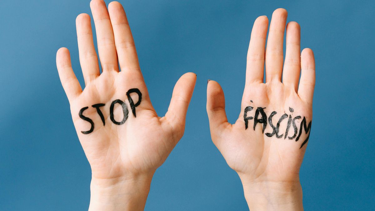 Stop Fascismo.
