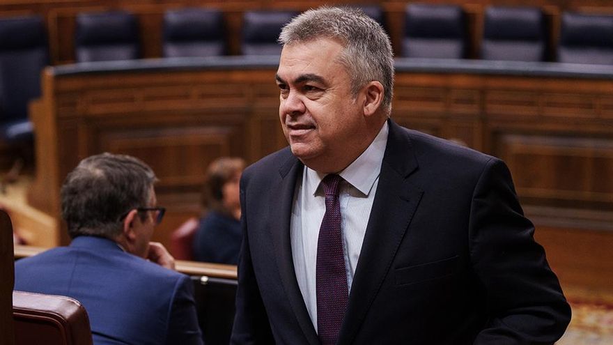 La dimisión de Santos Cerdán altera la TV: La 1 levanta 'La Familia', laSexta todo, y Mediaset vuelve a confiar en Iker Jiménez