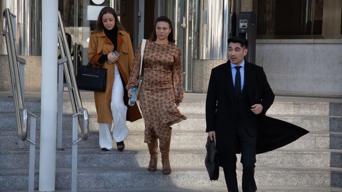 Sumar ayudó a pagar el abogado de Elisa Mouliaá en la causa contra Errejón