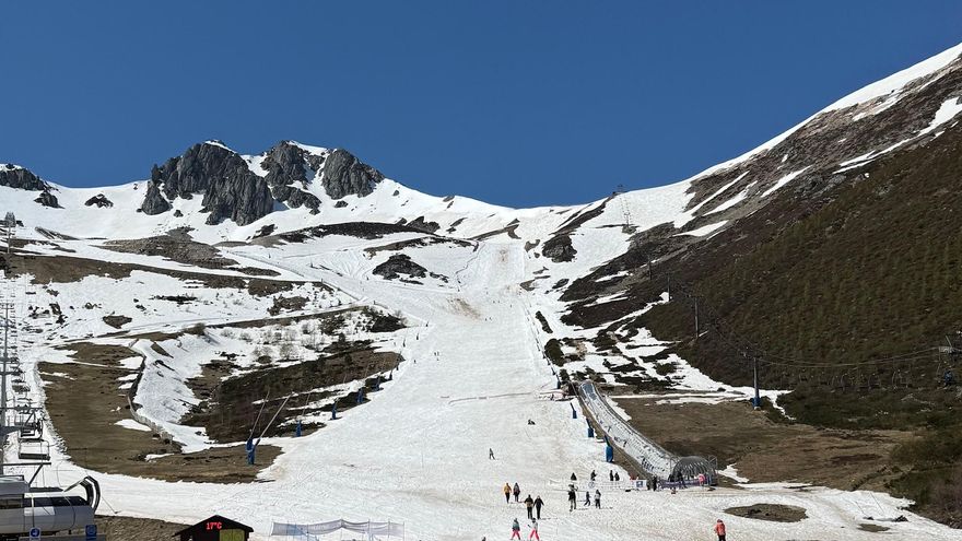 Las estaciones de esquí de León cierran una gran temporada: más de 184.000 visitantes y cifras al alza