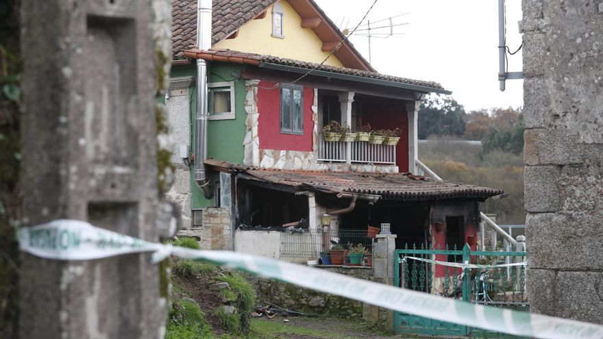 Una mujer fallecida y cinco afectados en incendio en una vivienda en Palas de Rei (Lugo)