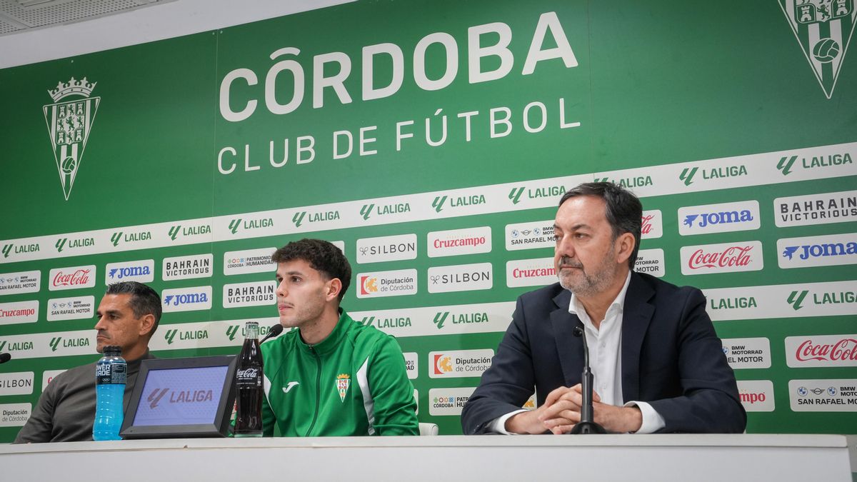 Presentación de Trilli como nuevo jugador del Córdoba CF