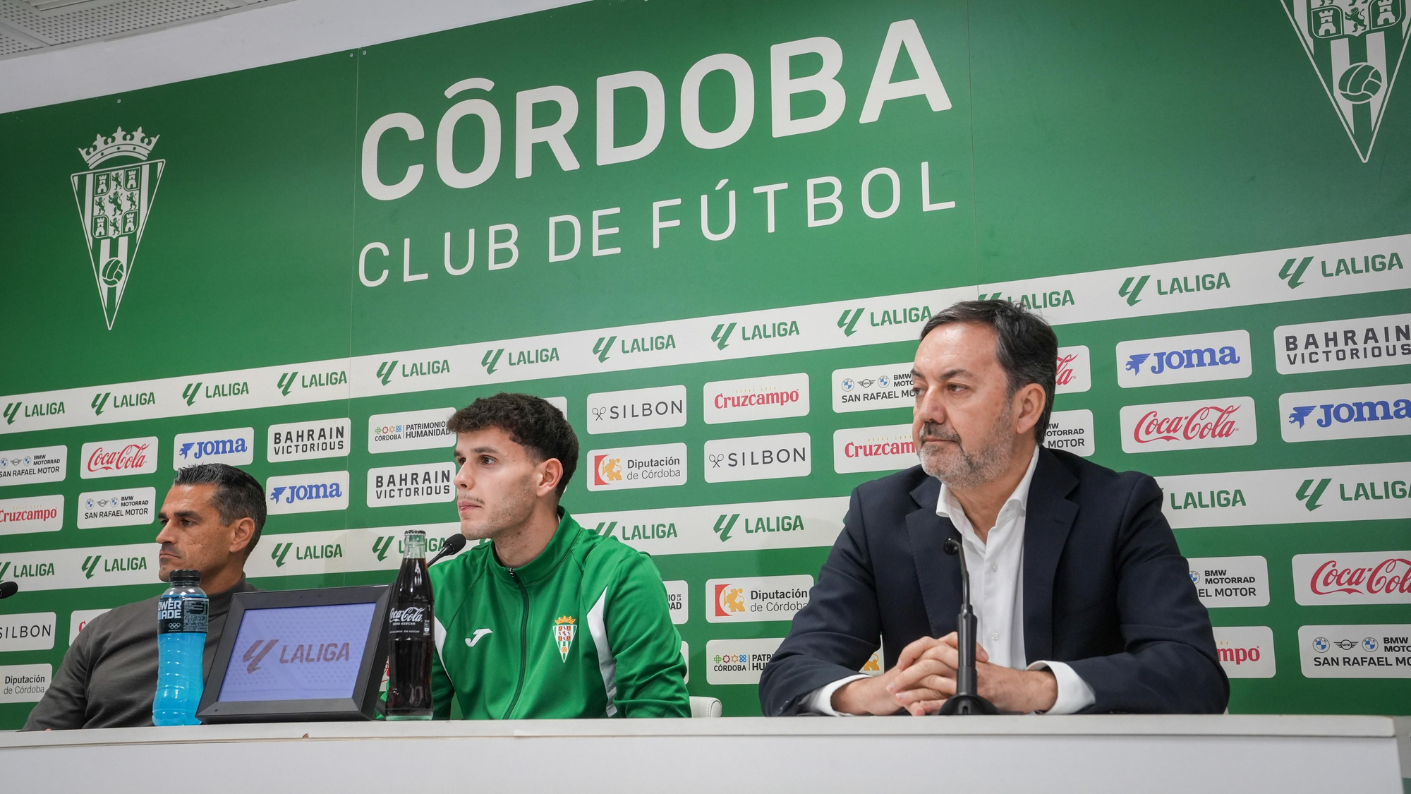 Presentación de Trulli como nuevo jugador del Córdoba CF