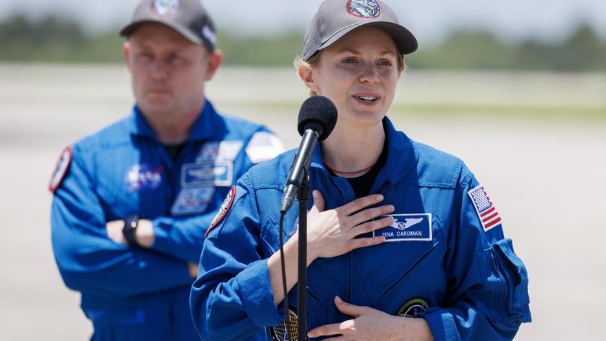 Astronautas de Crew-11 llegan al Centro Espacial Kennedy de la NASA a 5 días del despegue