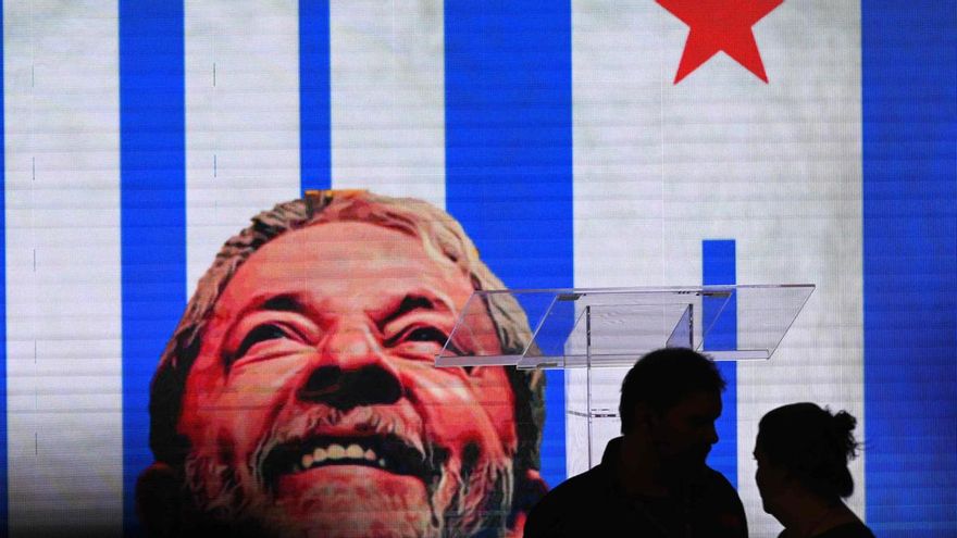 Lula ante el desafío de sostener sus dos promesas: un dólar estable y su programa contra la pobreza