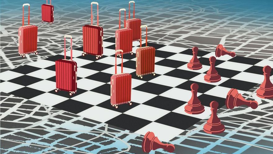 Málaga, una ciudad cada vez más ajena: "Nuestro casero convirtió el piso en una vivienda turística para 13 personas"