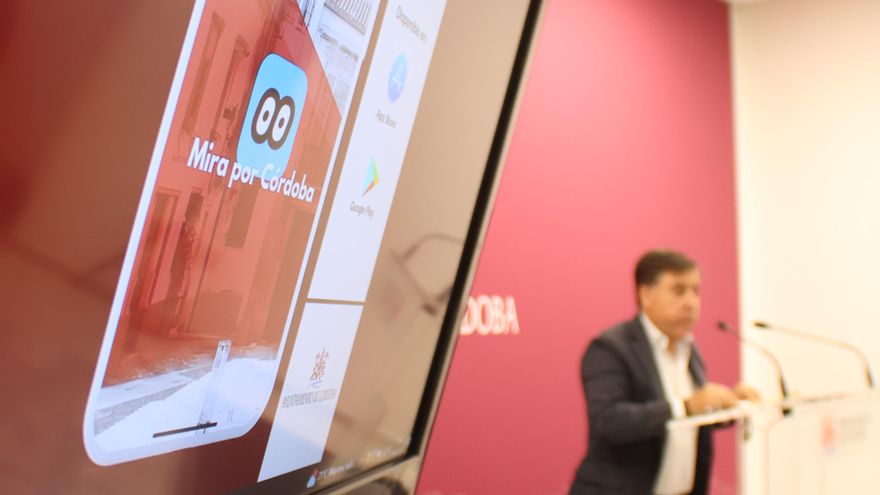 'Mira por Córdoba': la app lanzada para que los vecinos reporten incidencias en el Área de Infraestructuras