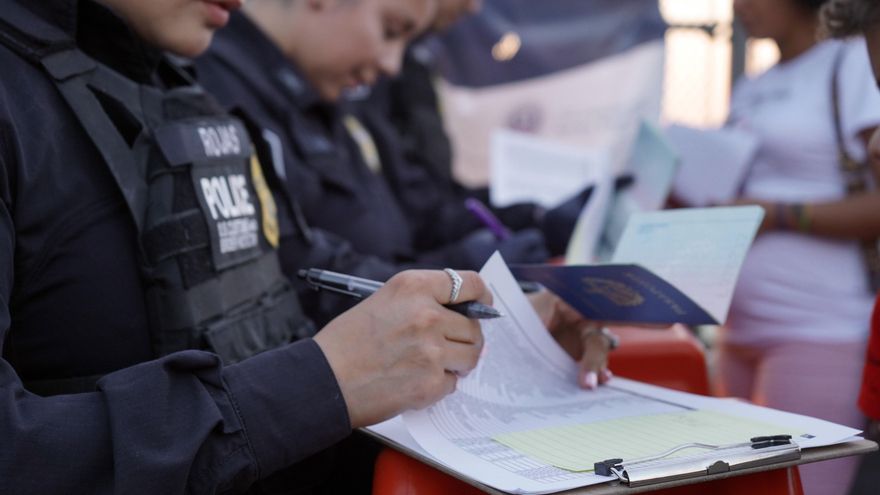 Jueza de California prohíbe los arrestos de la Patrulla Fronteriza sin orden judicial