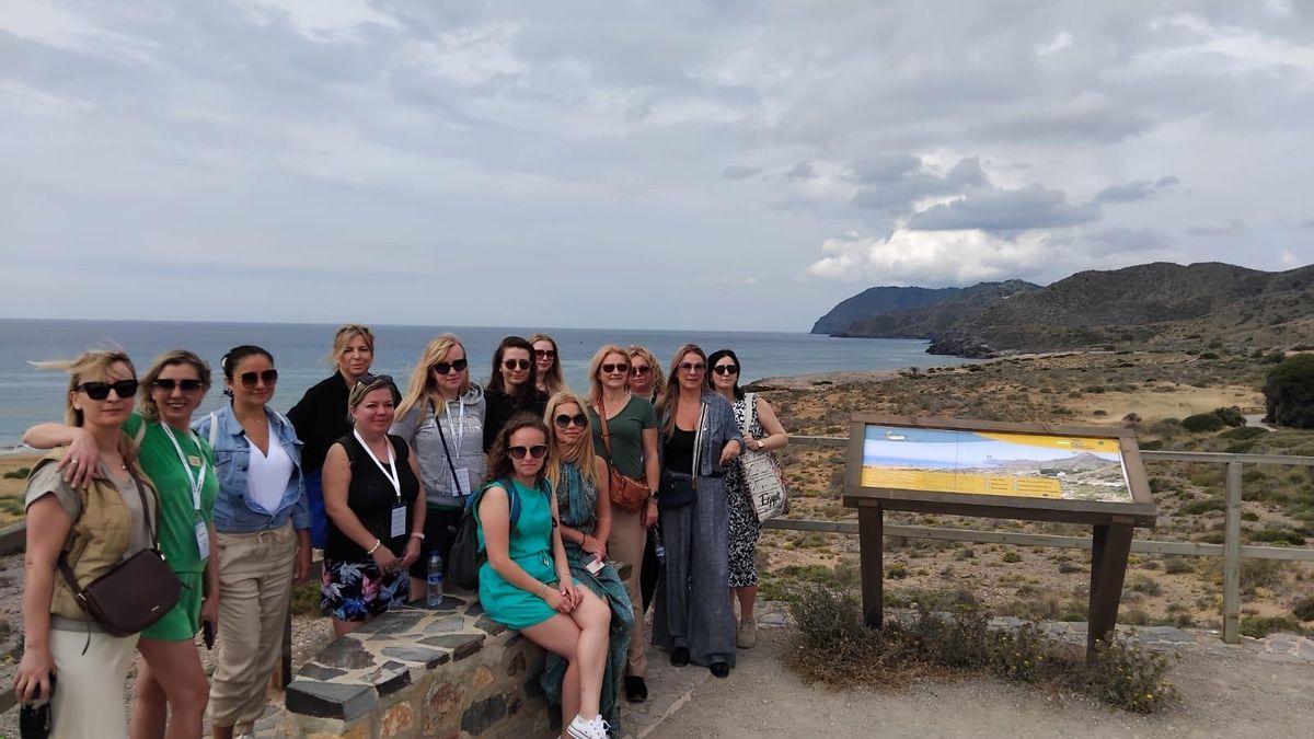 La actuación está organizada con el operador turístico polaco Nekera