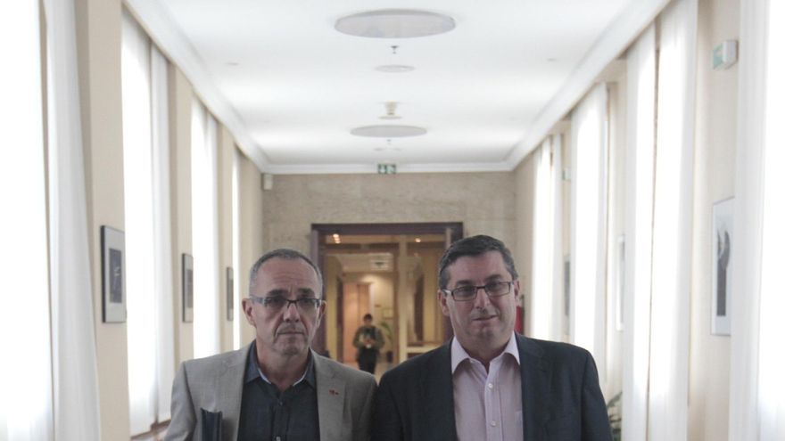 IU e ICV exigen acabar con la "impunidad" del Rey y obligarle a hacer declaración de bienes como los parlamentarios