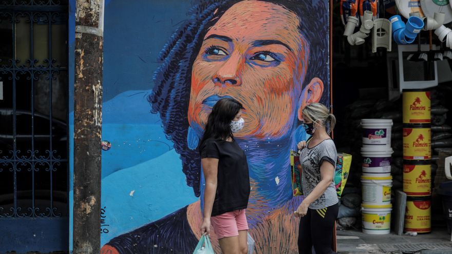 Figuras negras ignoradas ganan relevancia en los muros de Rio de Janeiro