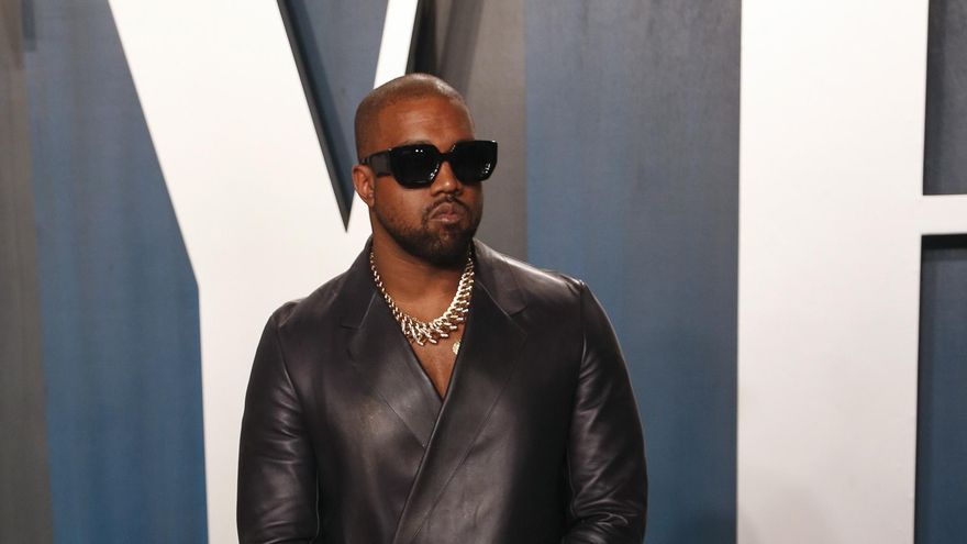 El controvertido Kanye West asiste al juicio contra Diddy por tráfico sexual en Nueva York