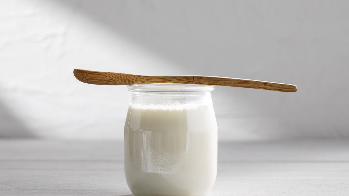 요구르트의 프로바이오틱스는 면역체계에 긍정적인 영향을 미칩니다.