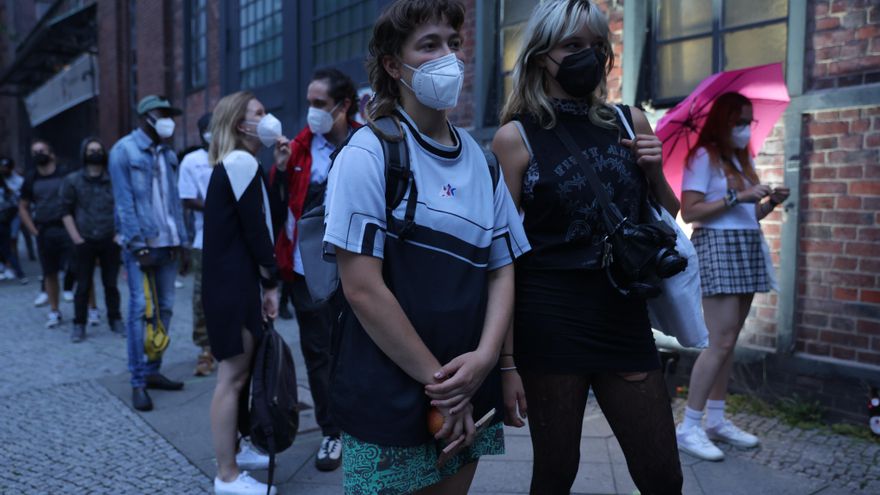 Los lugares cerrados de Alemania, solo para vacunados, inmunizados o con test EFE/EPA/Sean Gallup / POOL/Archivo